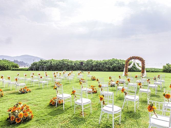 Banyan Tree Sanya Lawn（三亚悦榕庄草坪）