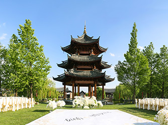Banyan Tree Pagoda（悦榕庄望月楼草坪）