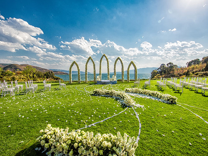 Hilton Fuxian Lake Lawn（抚仙湖希尔顿草坪）
