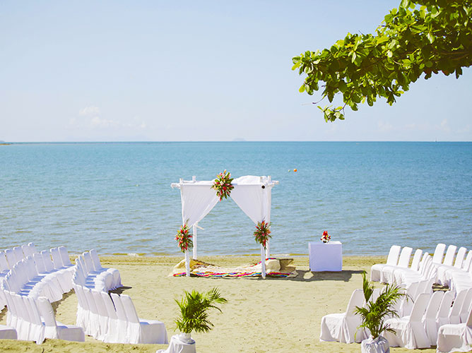 Sofitel Beach Front（索菲特海滨沙滩）