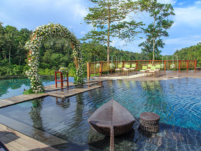 Savoy Wedding Pool（萨沃伊婚礼水台）