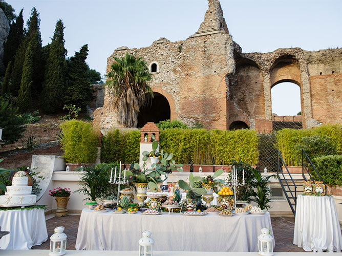 Belmond Greek Theatre Terrace（贝尔蒙德古希腊剧院露台）