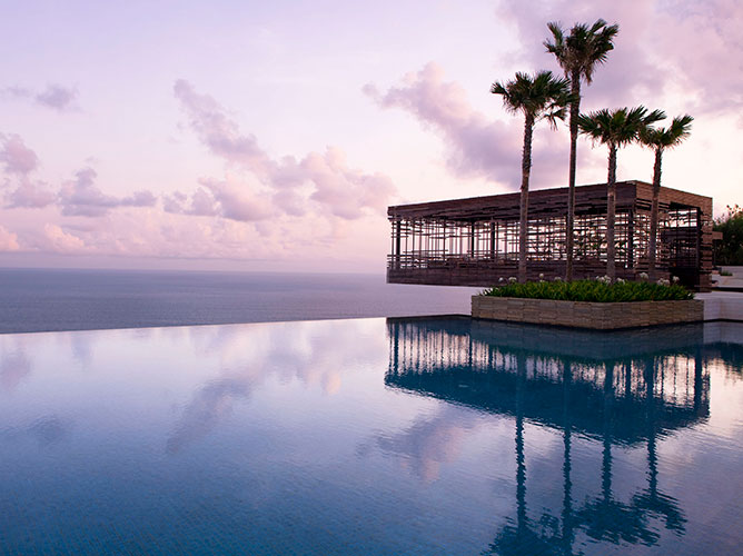 Alila Cliff Edge Cabana（阿丽拉空中爱巢婚礼堂）