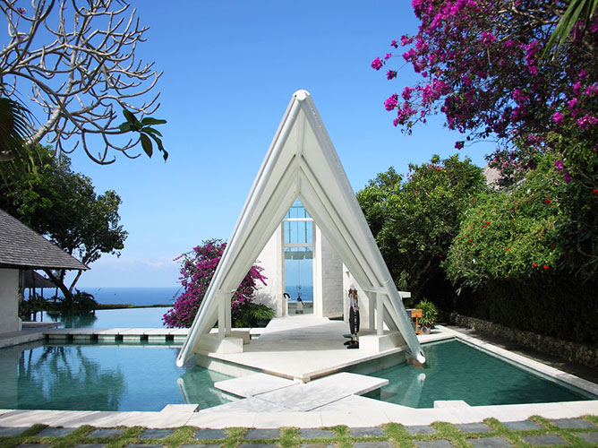 Tirtha Uluwatu（水之教堂）