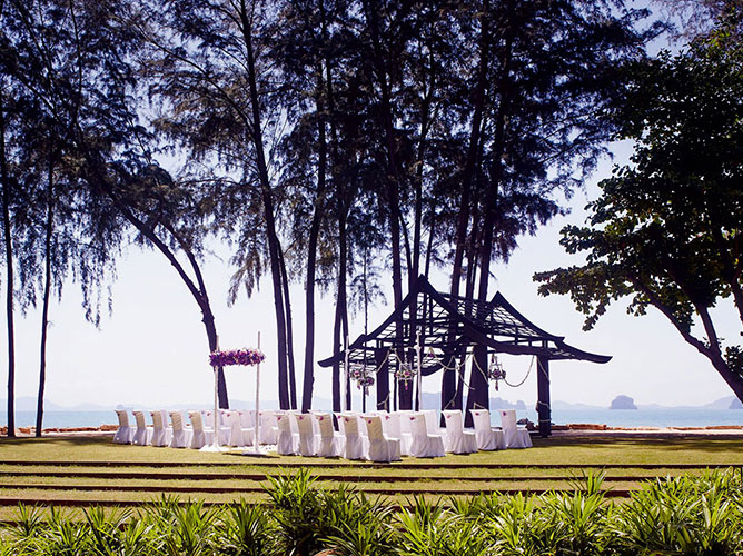 Thai Pavilion Wedding（甲米阳光草坪）