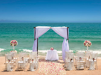 Vana Belle Beach Wedding（瓦纳百丽沙滩婚礼）
