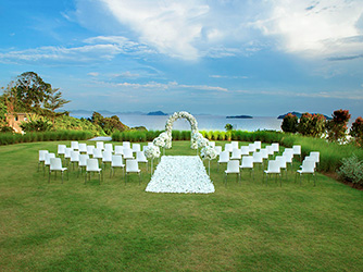 Phang Nga Bay Lawn Wedding（攀牙湾海景草坪婚礼）